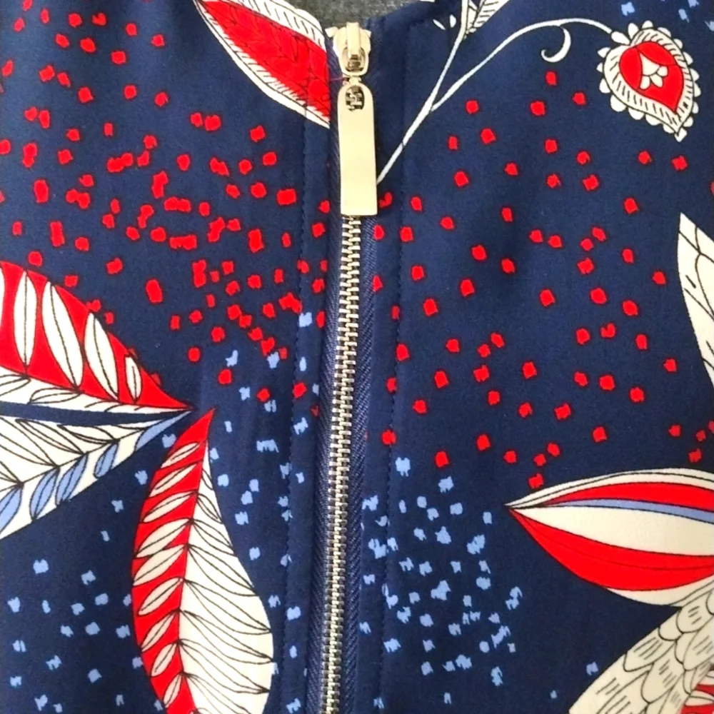 Roz Ali Floral Tank Top Zip V Neck Sleeveless Blouse Red White Blue Medium - Picture 5 of 9